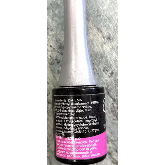 Photo de l’avis officiel: Estrosa Smalto gel rosa dea plus Gel vernis à ongles — risque: Risque chimique