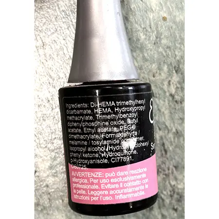Photo de l’avis officiel: Estrosa Smalto gel Fiesta Gel vernis à ongles — risque: Risque chimique