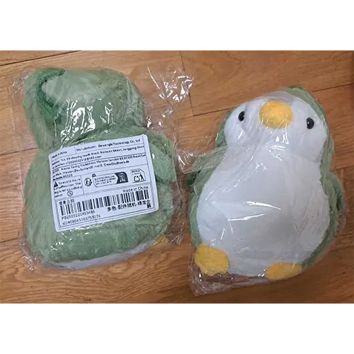 Photo de l’avis officiel: Peluche pingouin verte Jouet souple — risque: Étouffement