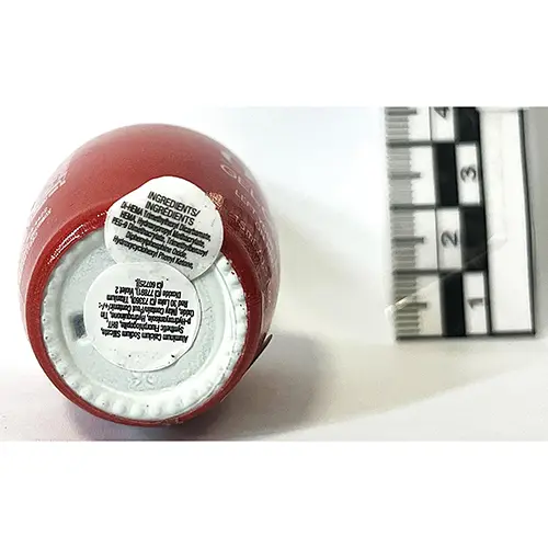 Foto uit de officiële melding: OPI Gel Color - Left Your Texts On Red Gel nagellak — risico: Chemische risico's