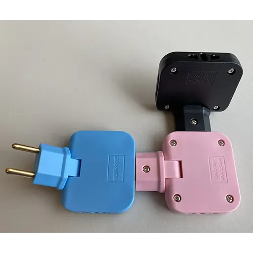 Photo from the official notice: VridUttag folding socket — electric shock risk