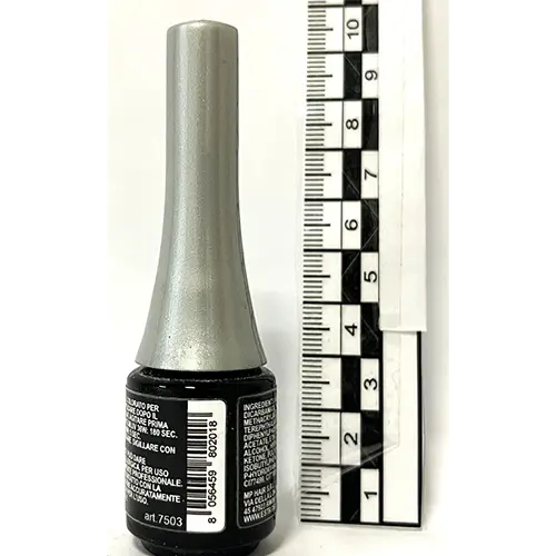 Photo de l’avis officiel: Estrosa Starlight Gel vernis à ongles — risque: Risque chimique