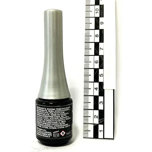 Photo de l’avis officiel: Estrosa Starlight Gel vernis à ongles — risque: Risque chimique