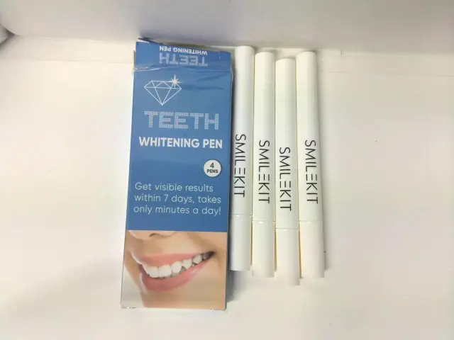 Foto aus der offiziellen Meldung: Smilekit Teeth Whitening Pen - 4 units Zahnaufhellungsstift — Risiko: Chemikalie
