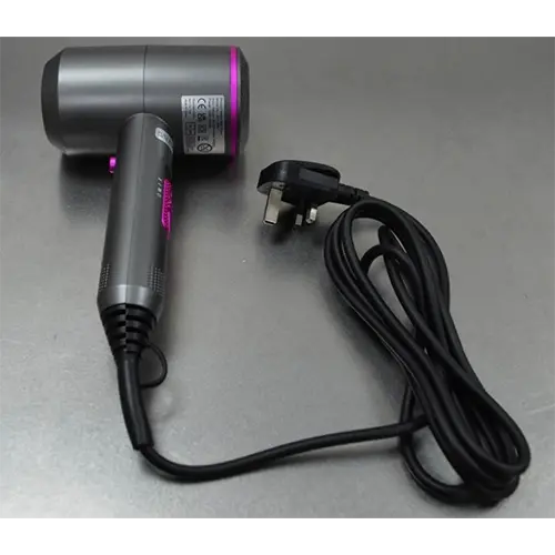 Foto do aviso oficial: Shenzhen Opolo tech Co., Ltd Shenzhen Opolo tech Co., Ltd Hair Dryer Secador de cabelo — risco: Queimaduras & Incêndio