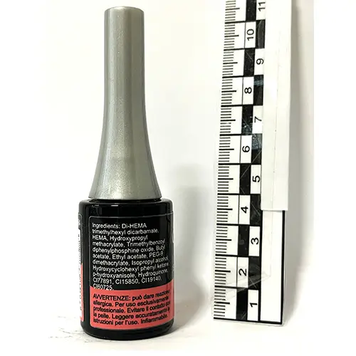 Photo de l’avis officiel: Estrosa Rosa Essenza Gel vernis à ongles — risque: Risque chimique