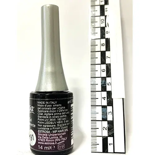 Photo de l’avis officiel: Estrosa Viola Gel vernis à ongles — risque: Risque chimique