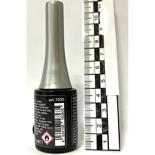 Photo de l’avis officiel: Estrosa Viola profondo Gel vernis à ongles — risque: Risque chimique