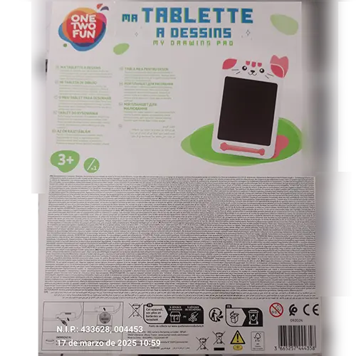 Photo from the official notice: One Two Fun MA TABLETE A DESSINS "MY DRAWING PAD" (PIZARRA MAGICA 24 CM ANIMALITOS OTF) toy drawing board — choking risk