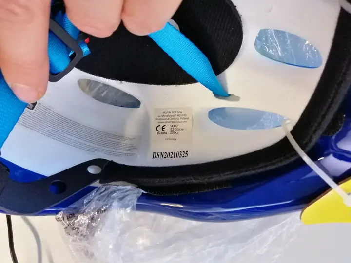 Photo de l’avis officiel: Seven Bike Helmet Mickey Casque de vélo — risque: Blessures