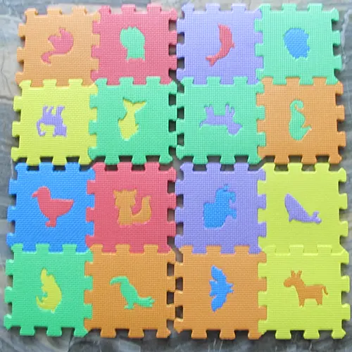 Photo from the official notice: all kids united Puzzle Matte, Kids Playing Mat — choking risk