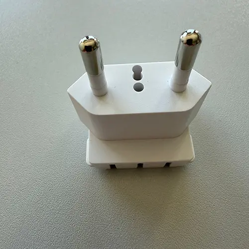 Photo de l’avis officiel: JSVER World Travel Adapter Kit Ensemble d'adaptateurs de voyage — risque: Choc électrique & Incendie