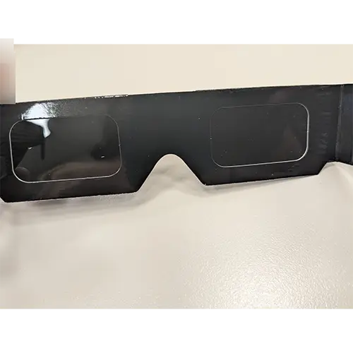 Foto do aviso oficial: ORRO Solar Eclipse Glasses Óculos de eclipse solar — risco: Lesões oculares