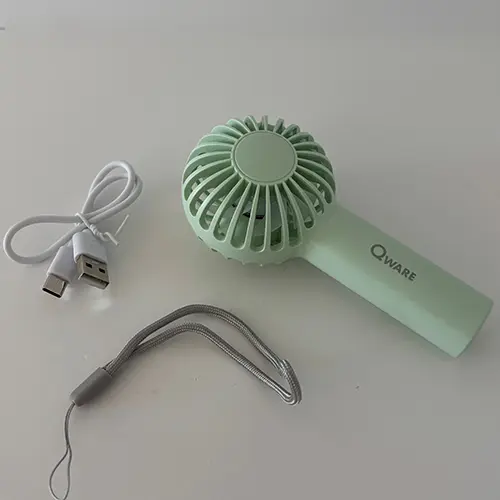 Foto dell’avviso ufficiale: Qware Handheld mini fan Mini ventilatore portatile — rischio: Rischio chimico & Ambiente