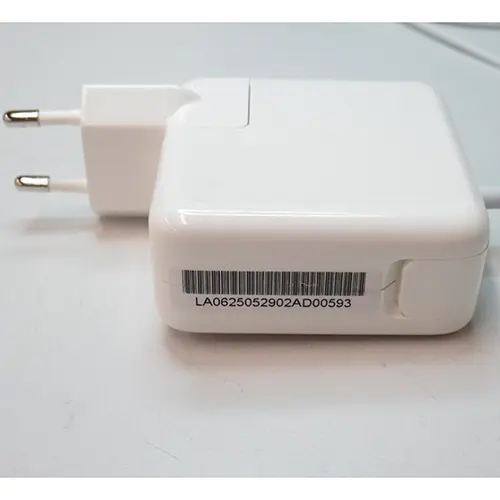 Foto aus der offiziellen Meldung: EXTRA DIGITAL Netzteil — Risiko: Elektrischer Schlag