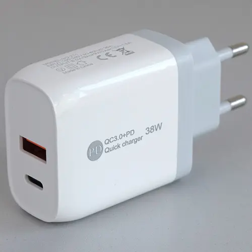 Photo de l’avis officiel: SMART CHARGER Chargeur USB — risque: Choc électrique
