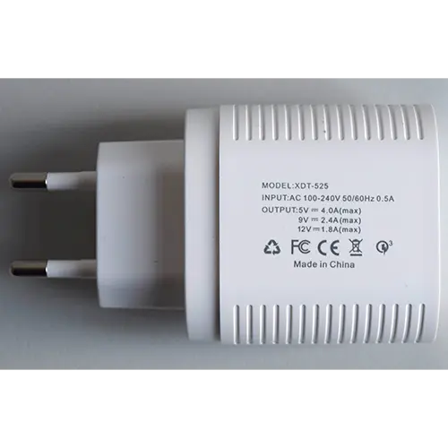 Photo de l’avis officiel: DUAL PD 40W Quick Charger Chargeur USB — risque: Choc électrique