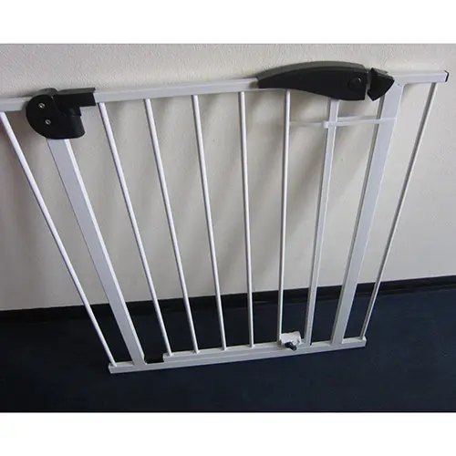 Photo de l’avis officiel: ECD Germany Treppengitter 85-95 cm Porte d'escalier — risque: Suffocation