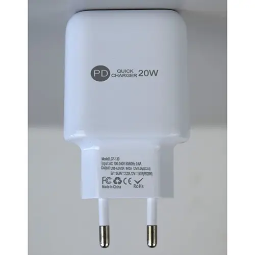 Photo de l’avis officiel: HAOJUE FAST CHARGER Chargeur USB — risque: Choc électrique