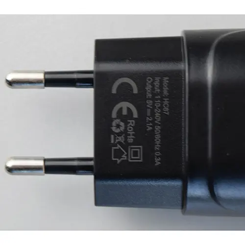 Foto do aviso oficial: EZRA FAST TRAVEL CHARGER Carregador USB — risco: Choque elétrico