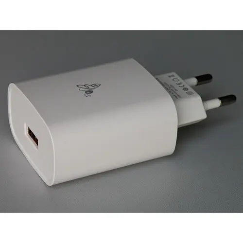 Photo de l’avis officiel: Hrolan 22.5W FAST CHARGER Chargeur USB — risque: Choc électrique