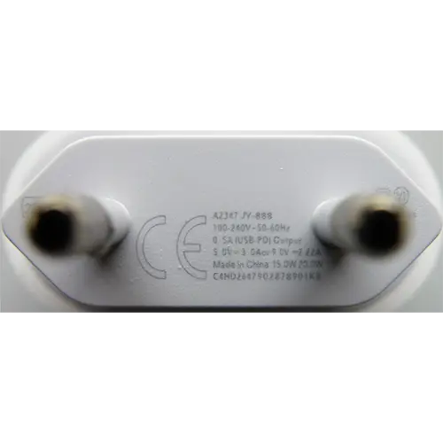 Photo de l’avis officiel: USB-C 20W Power Adapter Chargeur USB — risque: Choc électrique