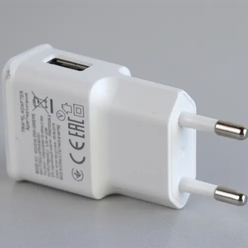 Photo de l’avis officiel: ORIGINAL CHARGER Chargeur USB — risque: Choc électrique