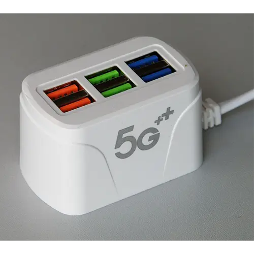 Foto uit de officiële melding: ORIGINAL 6-PORT CHARGER USB-oplader — risico: Elektrische schok