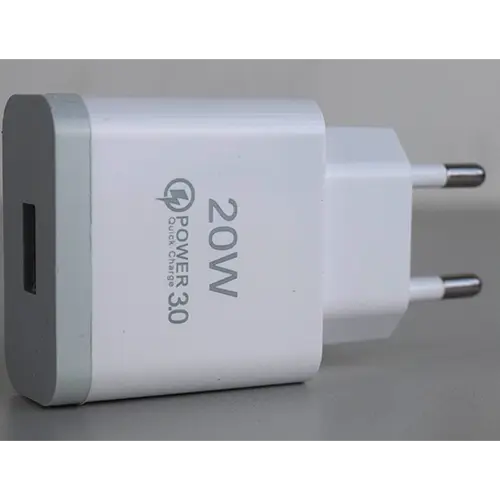 Photo de l’avis officiel: 20W Power Adapter Suit Chargeur USB — risque: Choc électrique