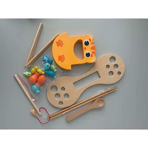 Photo from the official notice: Piosoo Cat fishing balance educational toy — choking risk