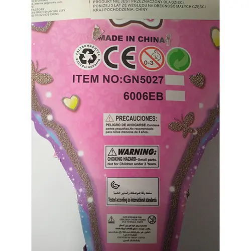 Foto uit de officiële melding: Gina Toys Gina Plastic pop — risico: Chemische risico's