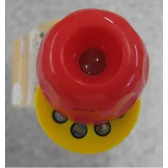 Foto dell’avviso ufficiale: Relkon Toy flashlight with candies Torcia giocattolo — rischio: Rischio chimico & Ostruzione delle vie aeree