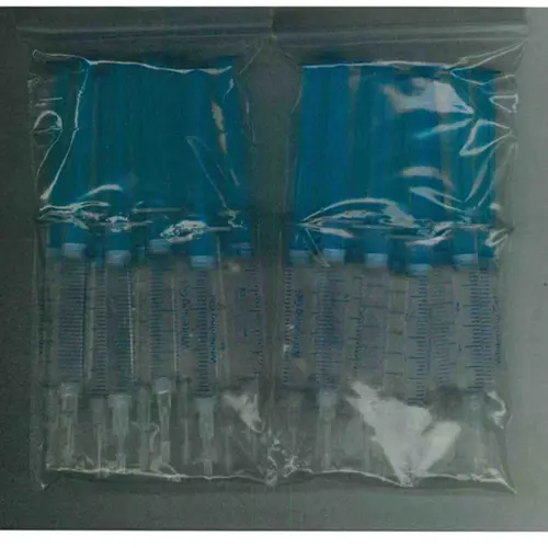 Foto do aviso oficial: WHITENING GEL Gel para branquear os dentes — risco: Químico