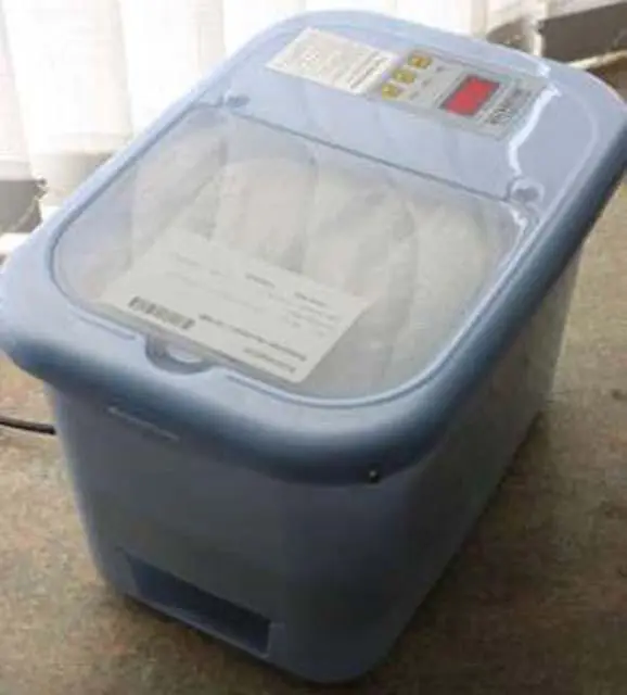 Photo de l’avis officiel: Jinxing 48 Egg Automatic Egg Incubator Incubateur d’œufs — risque: Choc électrique