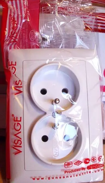 Photo from the official notice: Visage mains socket — fire risk