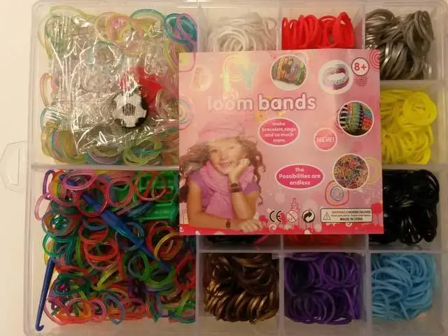 Foto dell’avviso ufficiale: DIY Loom bands Bande di telai con charms — rischio: Rischio chimico
