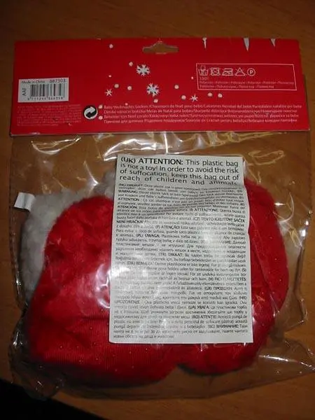 Photo from the official notice: Babies' Christmas Socks babies' bootees — choking risk