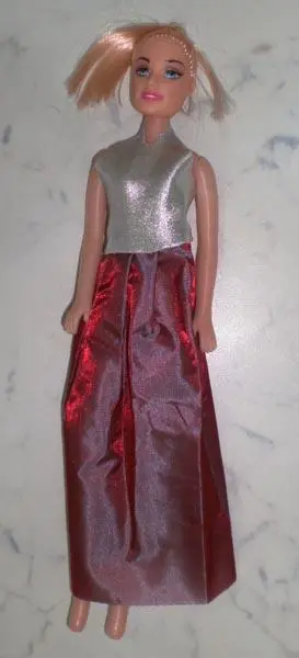 Foto do aviso oficial: CHARMING GIRLS - AESTHETIC FASHION Boneca de plástico — risco: Químico