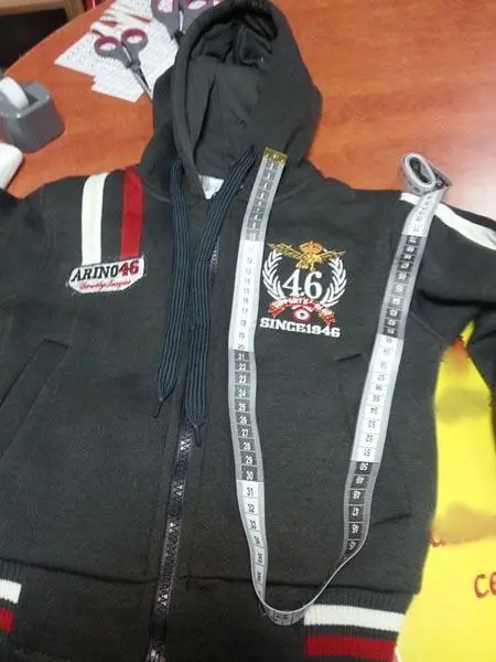 Photo from the official notice: Arino children’s sportswear — strangulation risk