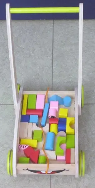Foto dell’avviso ufficiale: Eichhorn Activity Walker (Spiel- und Lauflernwagen) Baby walker giocattolo — rischio: Ostruzione delle vie aeree