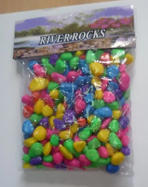Foto aus der offiziellen Meldung: River Rocks Dekorative Steine — Risiko: Ersticken (A12/0226/15)