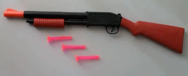 Foto dell’avviso ufficiale: SOFT Bullet Gun Set di armi giocattolo — rischio: Rischio chimico