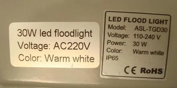 Photo de l’avis officiel: 30W LED Flood Light Projecteur à LED — risque: Brûlures