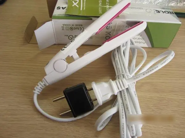 Foto do aviso oficial: Xio Mini Professional Flat Iron Alisador de cabelo — risco: Choque elétrico