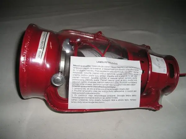 Photo from the official notice: Favorit Red Oil Lamp — chemical risk