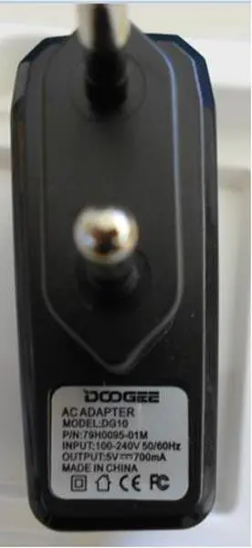 Foto uit de officiële melding: Doogee Turbo DG2014 Mobiele telefoon met oplader — risico: Elektrische schok