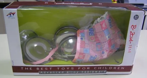 Photo de l’avis officiel: YTY TOYS Kitchen Ensemble de jouets de cuisine — risque: Risque chimique