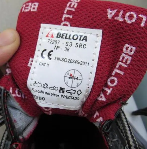 Photo de l’avis officiel: Bellota Bottes de sécurité — risque: Risque chimique (A12/0571/15)