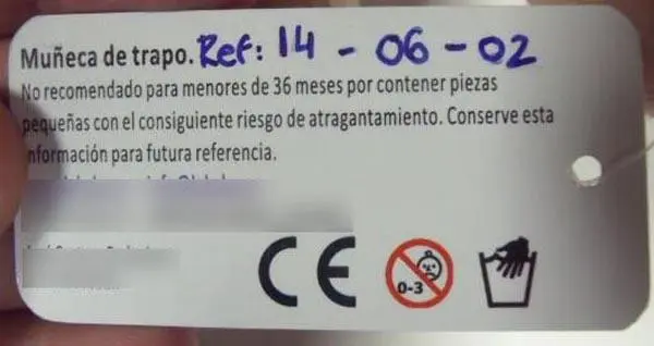 Foto do aviso oficial: La Keka Bonecas de pano e ouriço — risco: Engasgamento