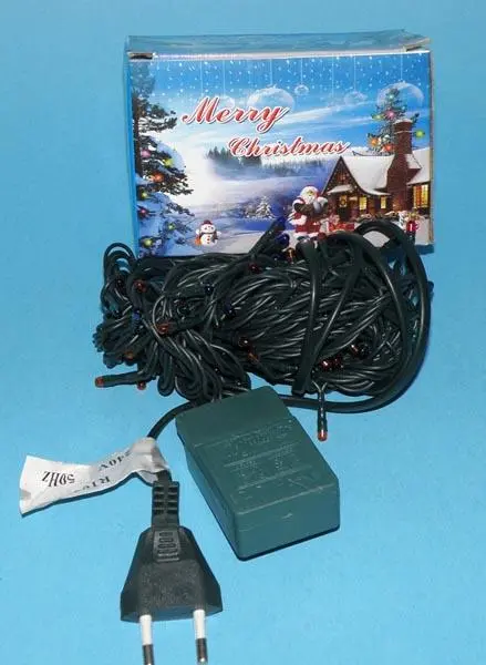 Foto do aviso oficial: Merry Christmas Corrente de iluminação — risco: Queimaduras & Choque elétrico (A12/0593/15)
